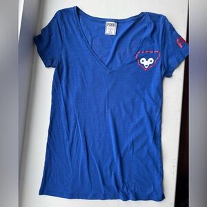 PINK VICTORIA'S SECRET T-SHIRT Chicago Cubs Vintage size M